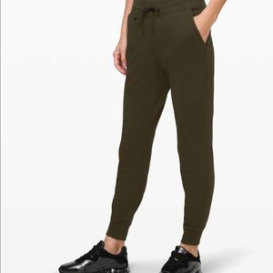 Lululemon Warm down jogger